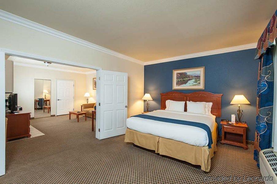 Holiday Inn Express Hotel & Suites - Paso Robles By Ihg Kültér fotó
