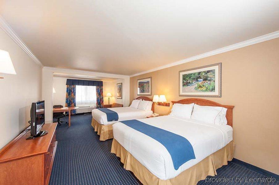 Holiday Inn Express Hotel & Suites - Paso Robles By Ihg Kültér fotó