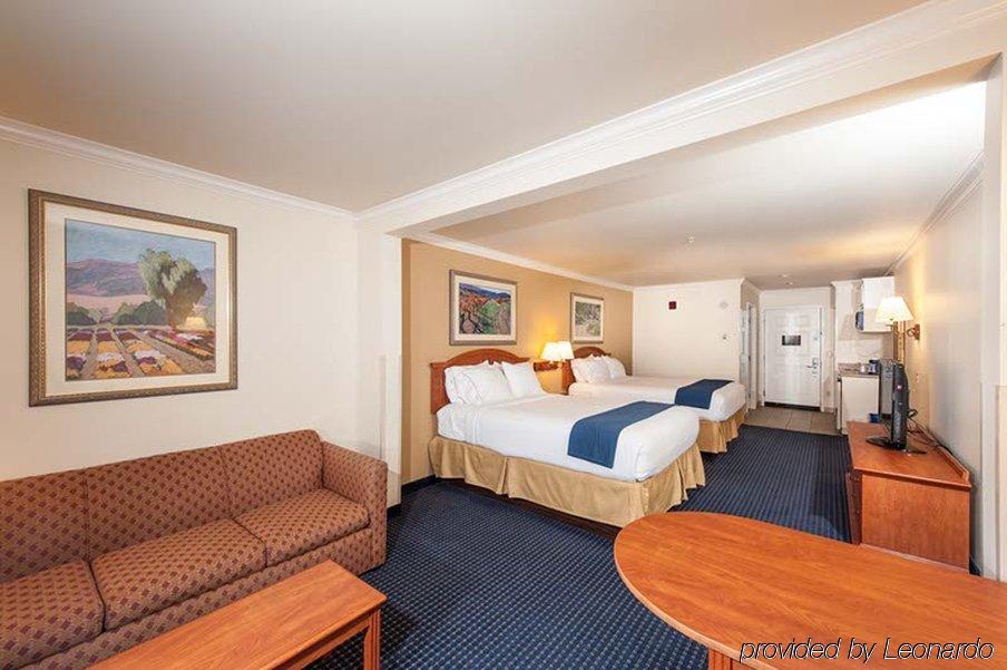 Holiday Inn Express Hotel & Suites - Paso Robles By Ihg Kültér fotó